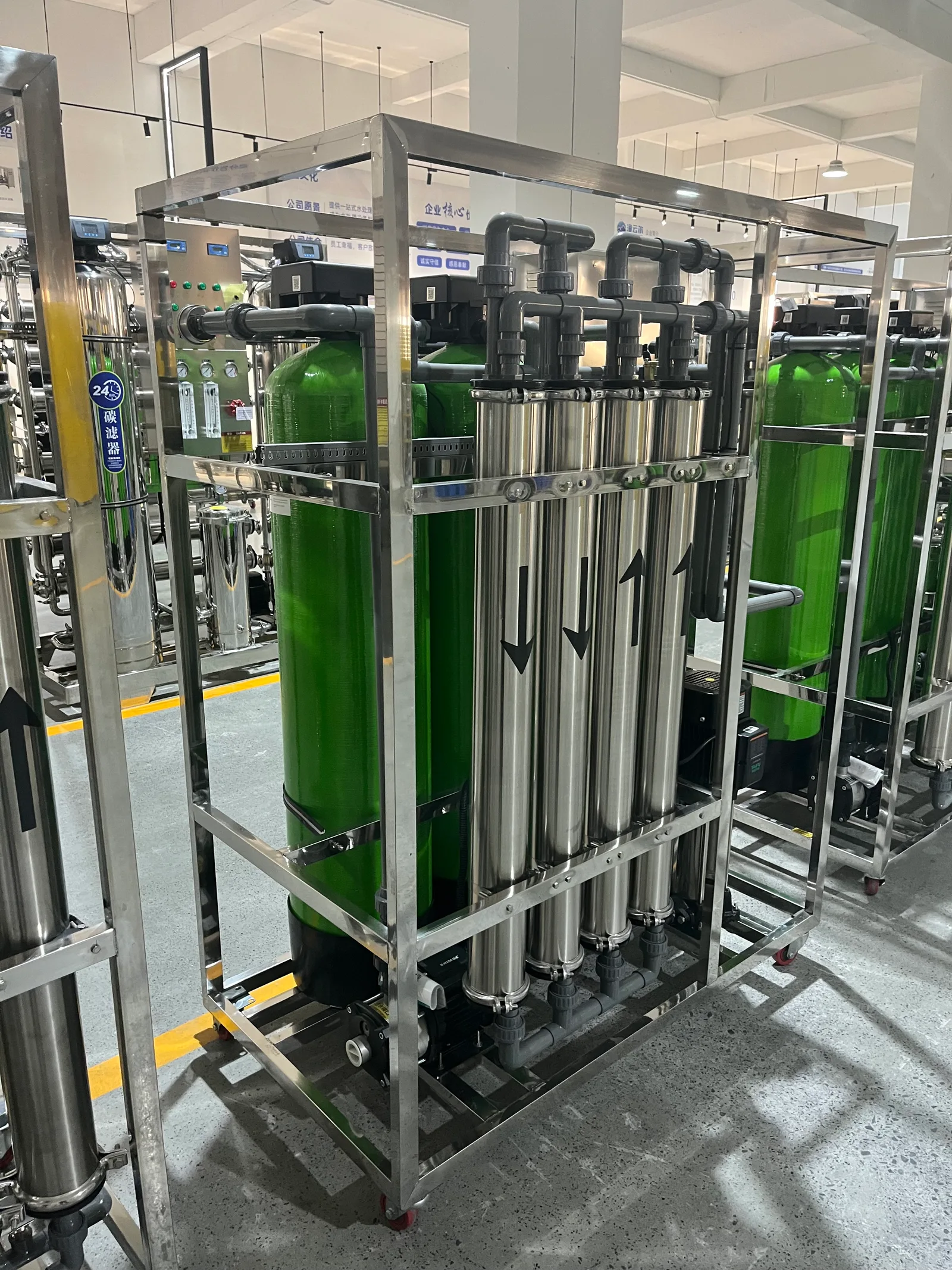 Brackish & Seawater Reverse Osmosis System thumbnail 3