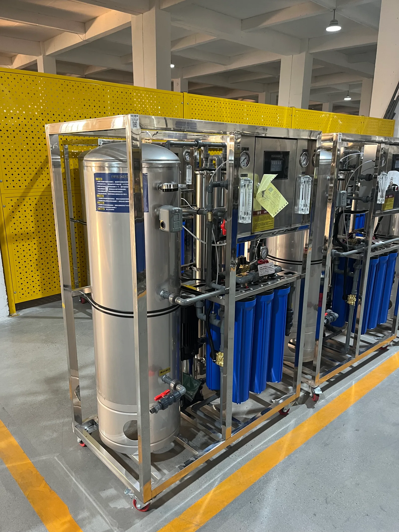 Brackish & Seawater Reverse Osmosis System thumbnail 6